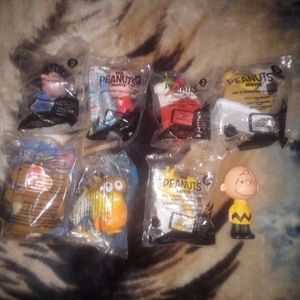 8 vintage Happy meal toys from McDonald's